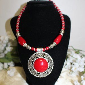 Silver tone red collar necklace with chunky round pendant 18"